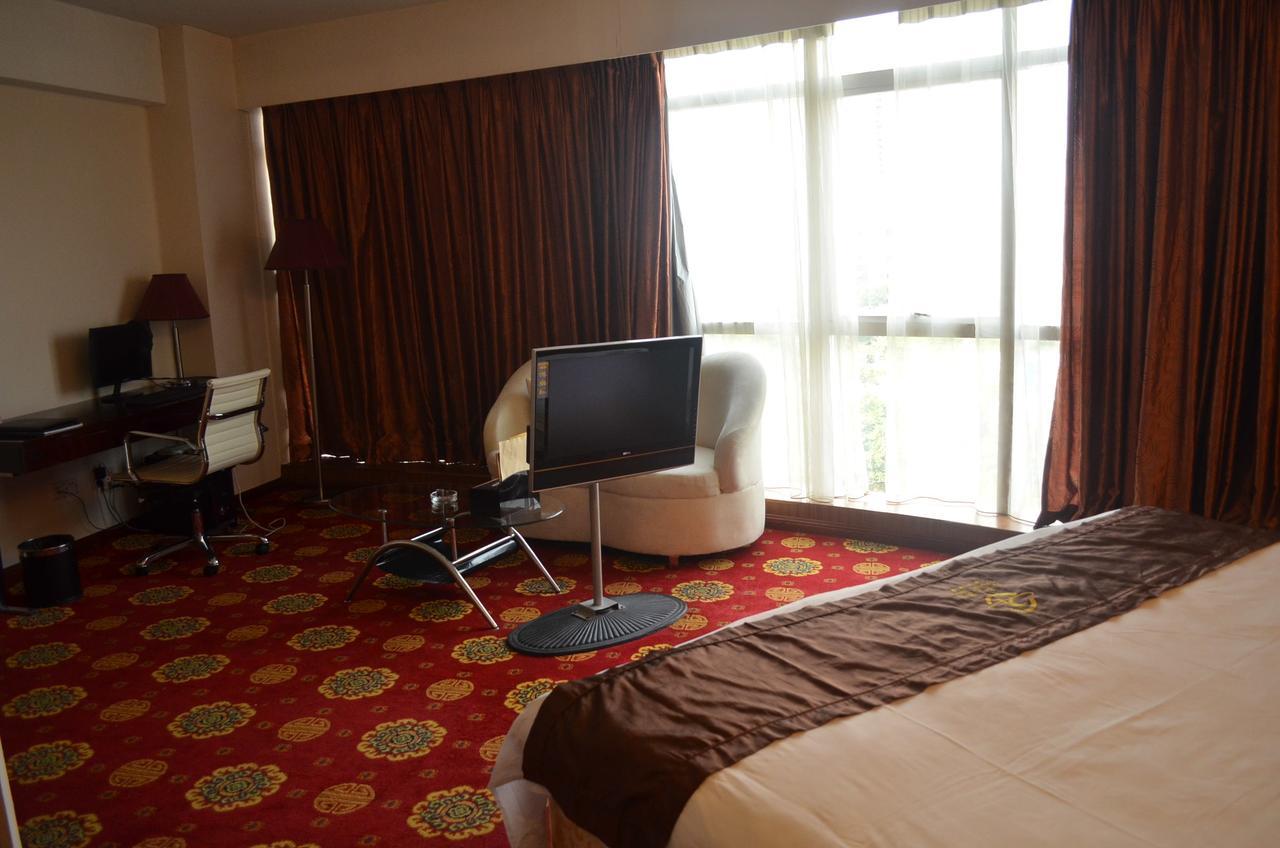 Tianhao Hotel Canton Esterno foto