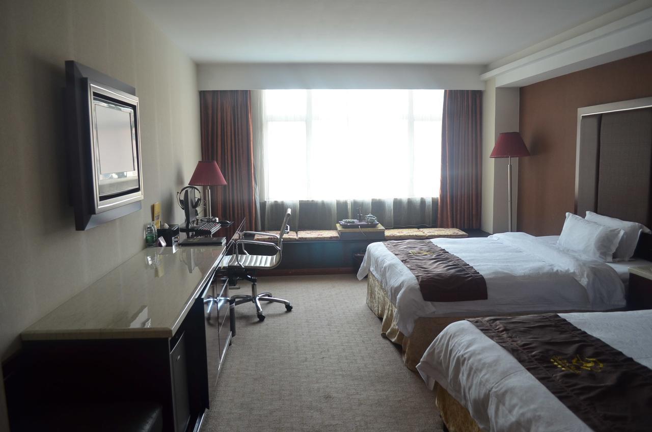 Tianhao Hotel Canton Esterno foto