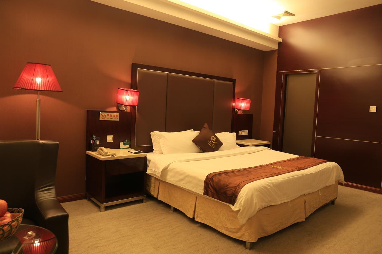 Tianhao Hotel Canton Esterno foto