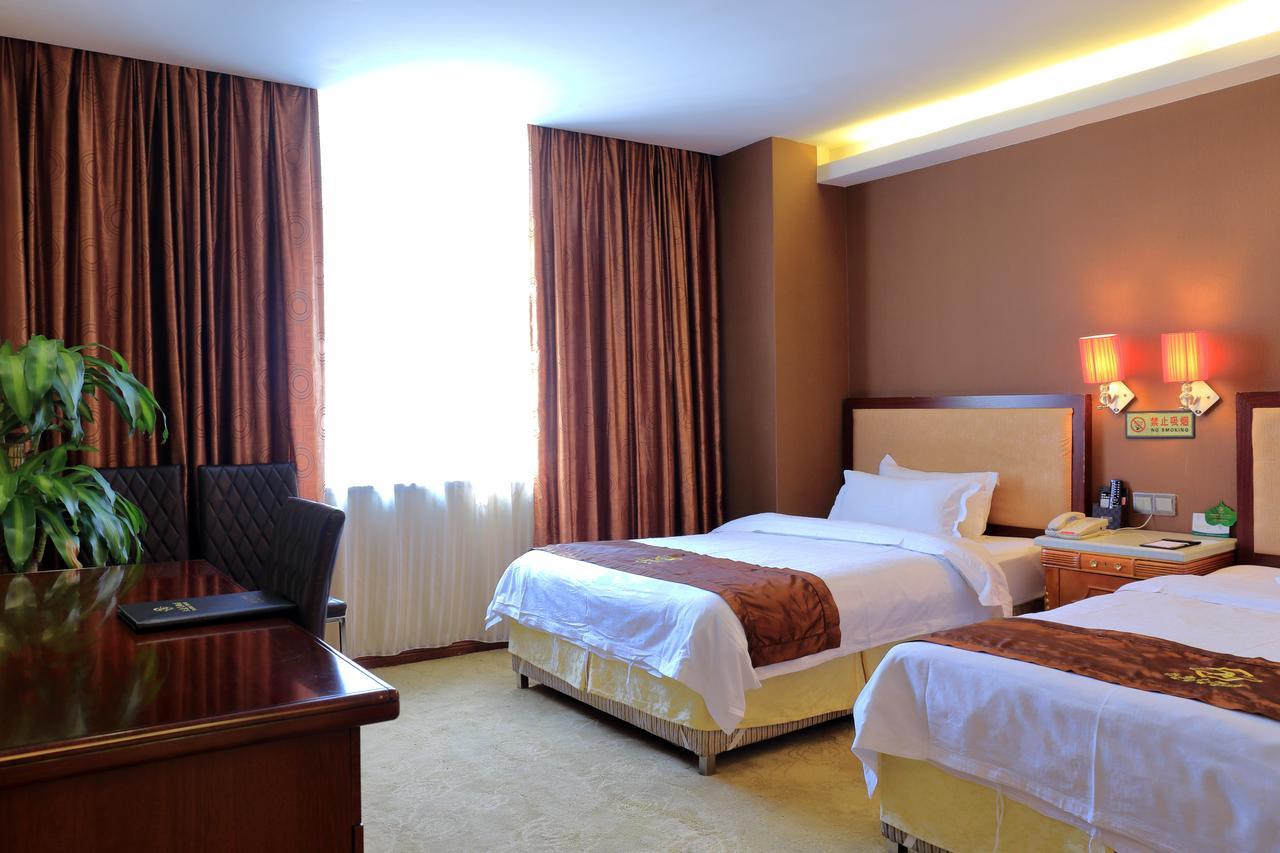 Tianhao Hotel Canton Esterno foto