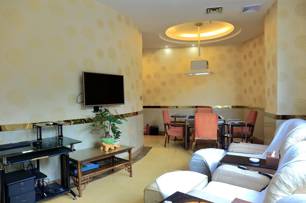 Tianhao Hotel Canton Esterno foto